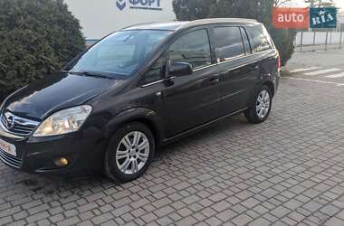 Мінівен Opel Zafira 2010 в 