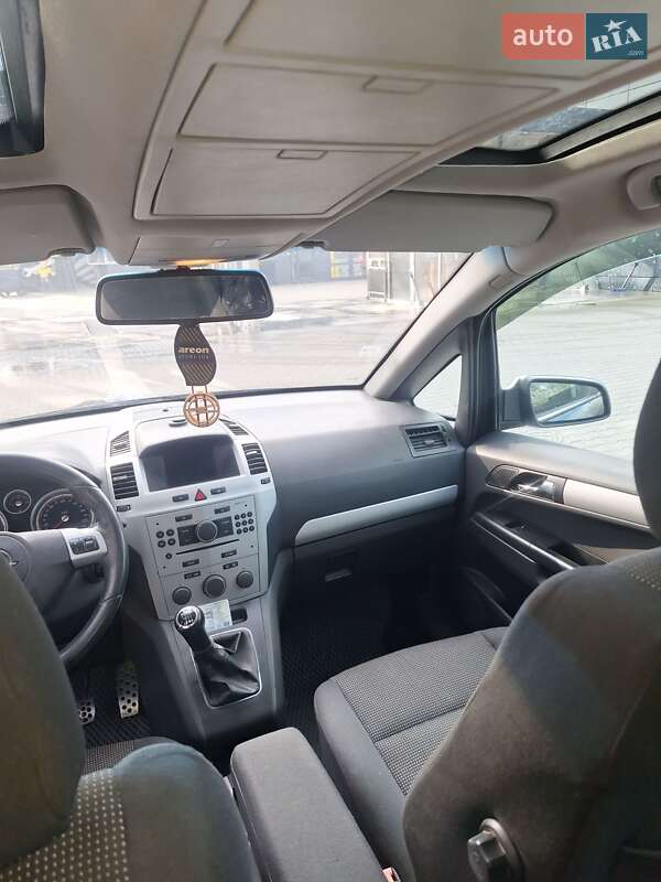Мінівен Opel Zafira 2007 в Ніжині