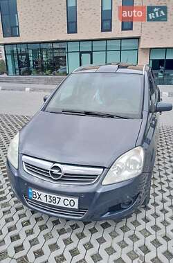 Минивэн Opel Zafira 2008 в 