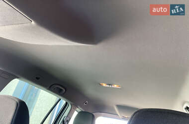 Минивэн Opel Zafira 2010 в 