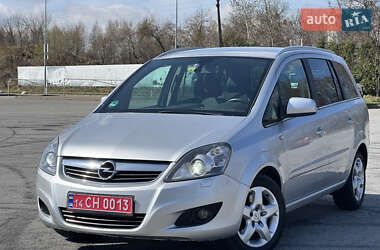 Мінівен Opel Zafira 2011 в 