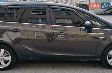 Минивэн Opel Zafira 2012 в Днепре
