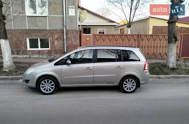 Минивэн Opel Zafira 2008 в 
