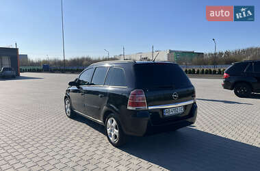 Минивэн Opel Zafira 2006 в 