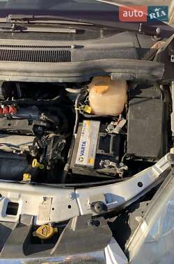 Минивэн Opel Zafira 2008 в 