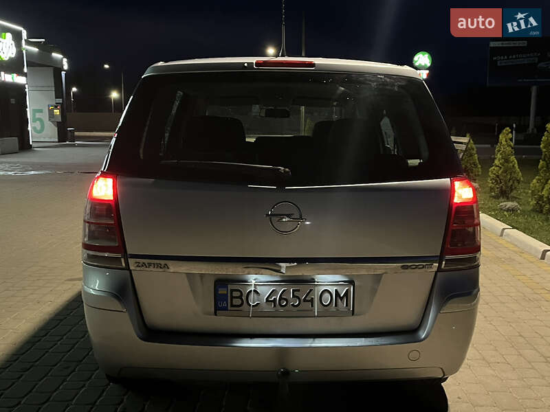 Минивэн Opel Zafira 2009 в Шептицькому