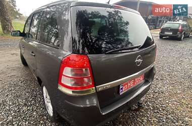 Мінівен Opel Zafira 2011 в 