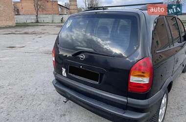 Минивэн Opel Zafira 2002 в 