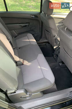 Минивэн Opel Zafira 2008 в 