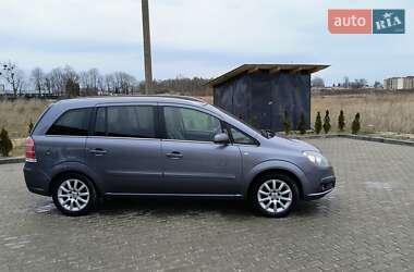 Минивэн Opel Zafira 2008 в 