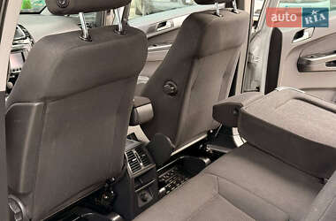 Минивэн Opel Zafira 2011 в 