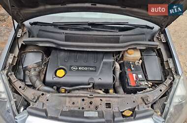 Мінівен Opel Zafira 2006 в 