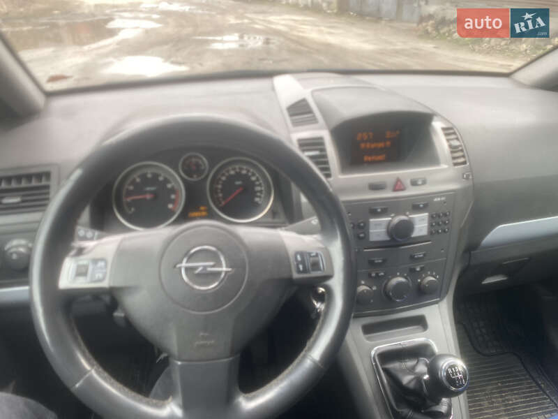 Мінівен Opel Zafira 2007 в Харкові