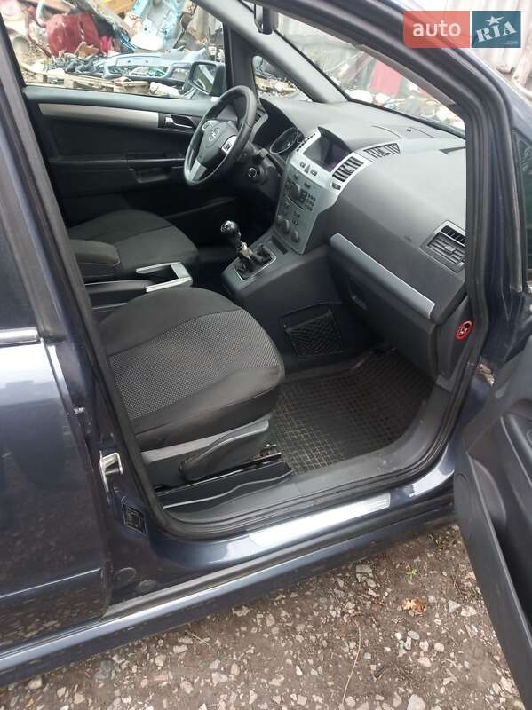 Минивэн Opel Zafira 2007 в Чугуеве фото 9 Минивэн Opel Zafira 2007 в Чугуеве