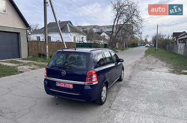 Минивэн Opel Zafira 2013 в 