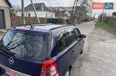 Минивэн Opel Zafira 2013 в 