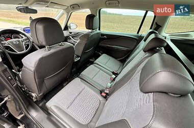 Минивэн Opel Zafira 2013 в 