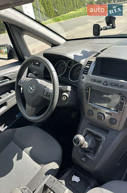 Мінівен Opel Zafira 2007 в 