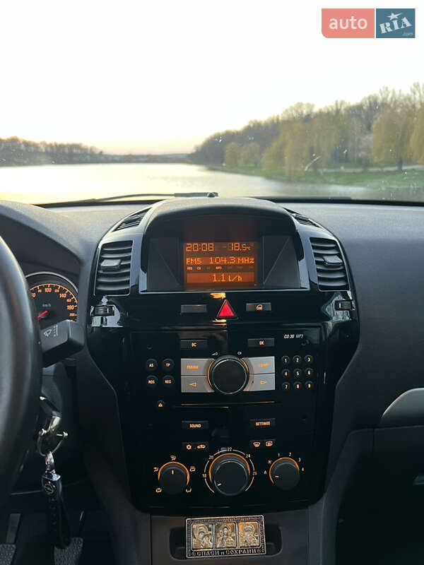 Мінівен Opel Zafira 2010 в Івано-Франківську