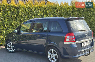 Мінівен Opel Zafira 2011 в 
