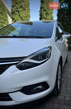 Мінівен Opel Zafira 2017 в 