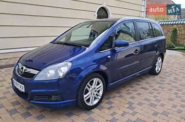 Минивэн Opel Zafira 2007 в 