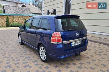 Минивэн Opel Zafira 2007 в 