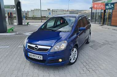 Минивэн Opel Zafira 2007 в 