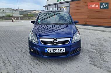 Минивэн Opel Zafira 2007 в 