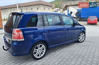 Минивэн Opel Zafira 2007 в 