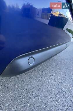 Минивэн Opel Zafira 2008 в 