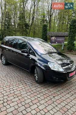 Мінівен Opel Zafira 2011 в 