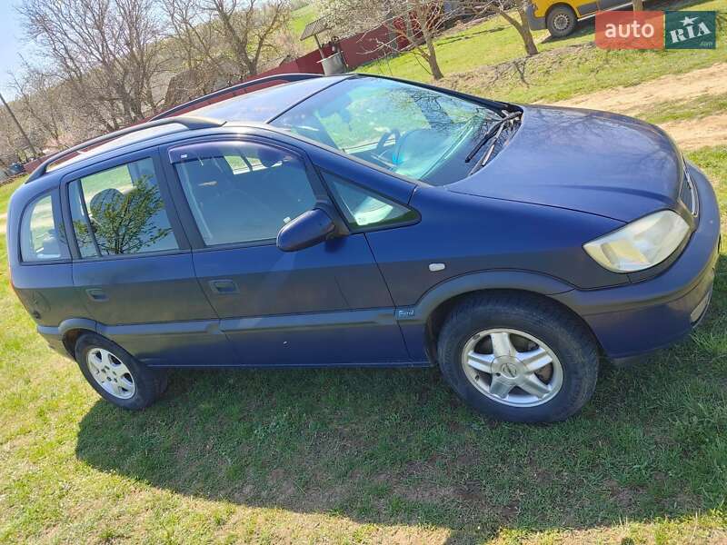 Opel Zafira 2002