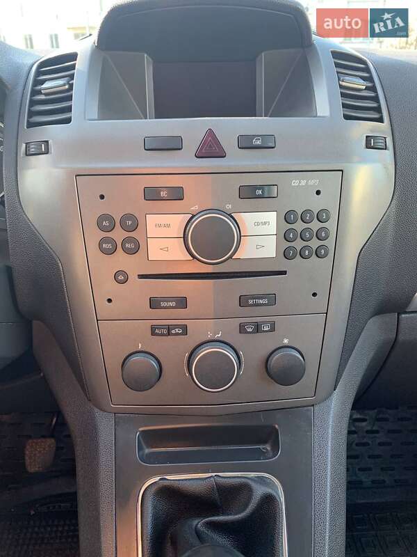 Минивэн Opel Zafira 2006 в Одессе