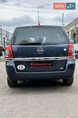 Минивэн Opel Zafira 2008 в 