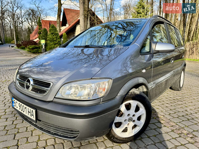Opel Zafira 2004