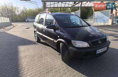 Минивэн Opel Zafira 2002 в 