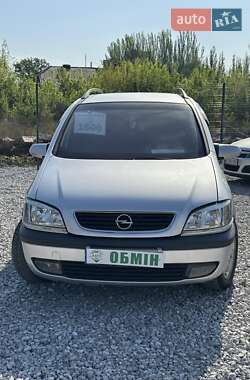 Минивэн Opel Zafira 2002 в 
