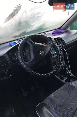 Минивэн Opel Zafira 2003 в 