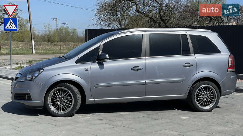 Мінівен Opel Zafira 2007 в Самборі