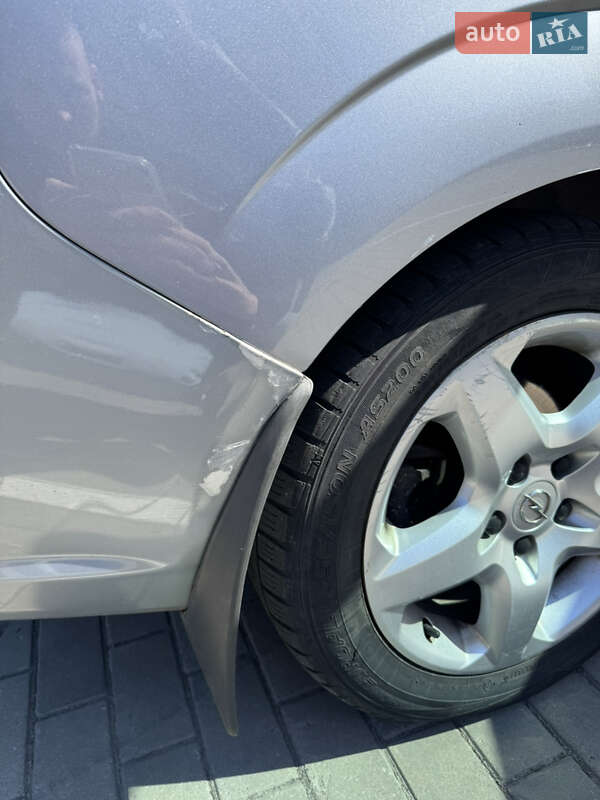 Мінівен Opel Zafira 2010 в Луцьку