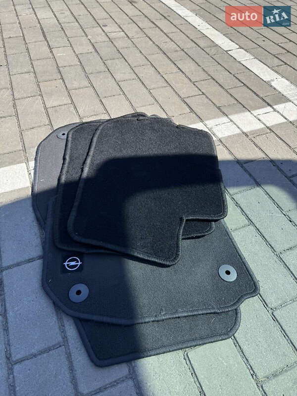 Мінівен Opel Zafira 2010 в Луцьку