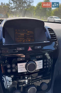 Мінівен Opel Zafira 2010 в 
