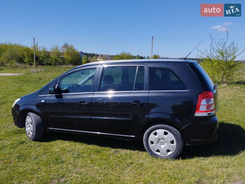 Минивэн Opel Zafira 2012 в Кременце фото 5 Минивэн Opel Zafira 2012 в Кременце