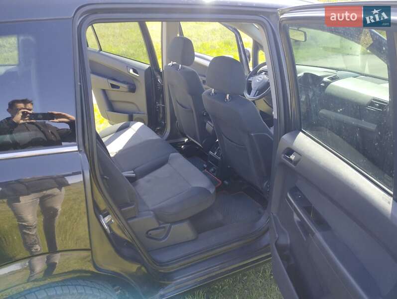 Минивэн Opel Zafira 2012 в Кременце фото 29 Минивэн Opel Zafira 2012 в Кременце
