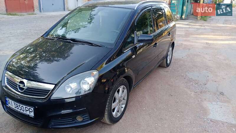 Минивэн Opel Zafira 2006 в 