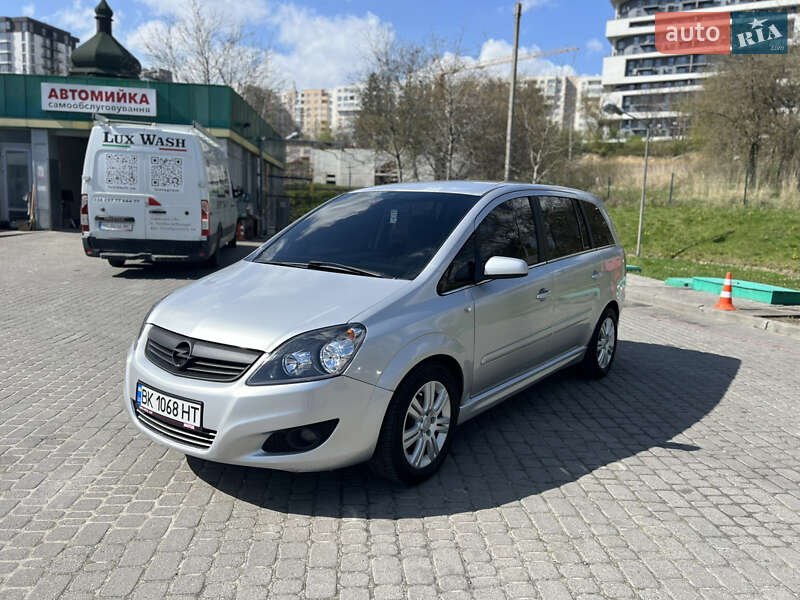 Мінівен Opel Zafira 2008 в 