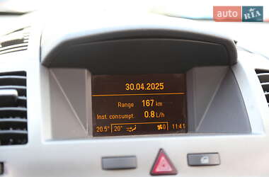 Минивэн Opel Zafira 2005 в 