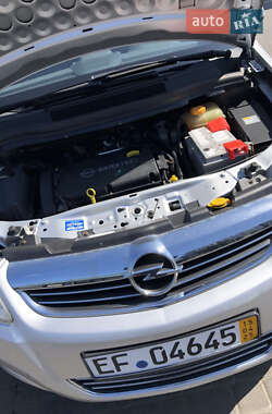 Мінівен Opel Zafira 2009 в 