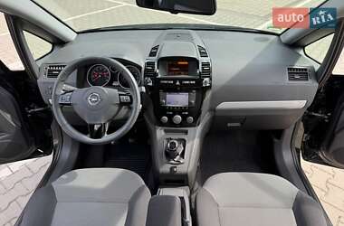 Мінівен Opel Zafira 2013 в 